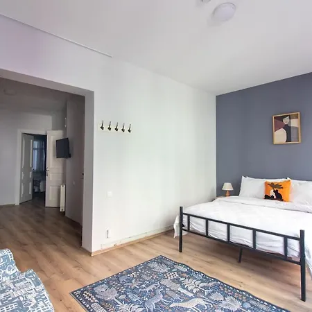 Modern And Cozy 2br In Vibrant Cihangir